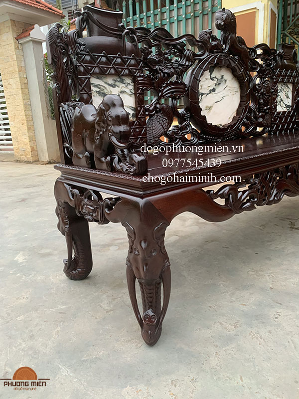 trường kỷ chạm voi