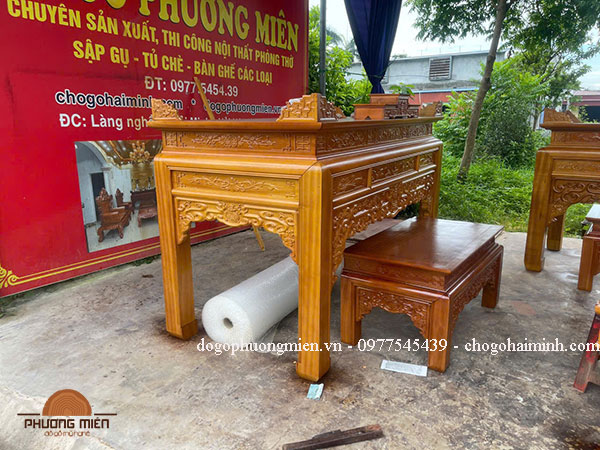 bàn thờ mít