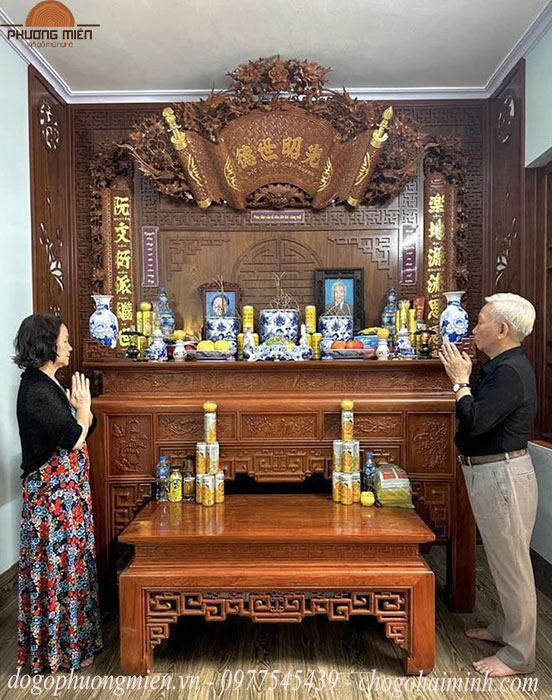 Bàn thờ gia tiên