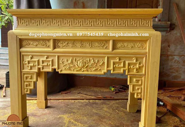 bàn thờ truyện cài sen