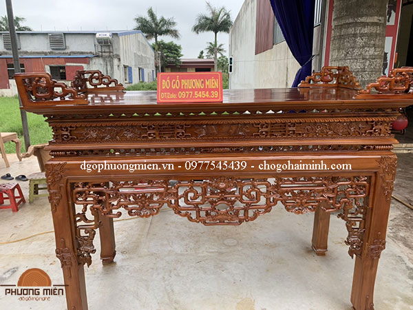 Bàn thờ truyện đơn giản gỗ mít.