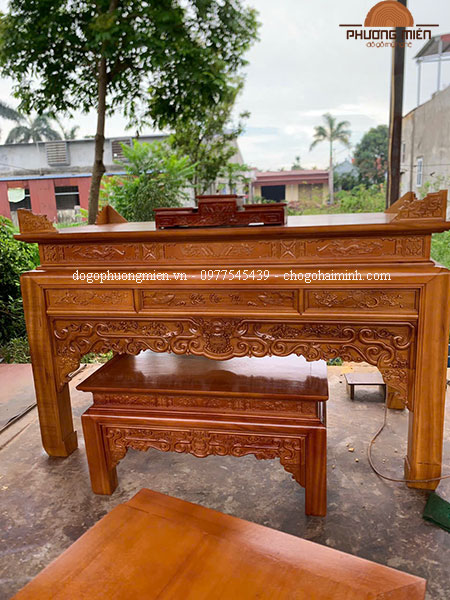Mẫu bàn thờ truyện như ý.